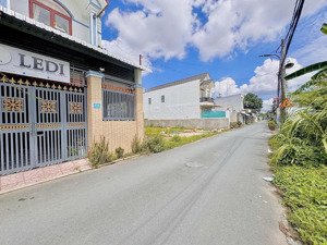 bán gấp đất 500triệu/(120m2), mtđ hùng vương, p.5, vị thanh, hậu giang, ngay đài truyền hình hg