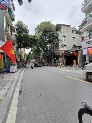 Bán Nhà Mặt Phố Quận Tây Hồ 65m2-5T Giá Đầu Tư Chỉ 22,4 Tỷ Thuỵ Khuê. Có Thương Lượng.