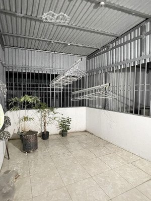 nhà mặt phố ngọc thụy, 8,1 tỷ, 37m2, giá cực chất, view đẹp