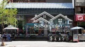 siêu phẩm.cho thuê mbkd phố núi trúc.diện tích 120m2 x 2 tầng, mặt tiền 8m,giá thuê 55tr/ tháng