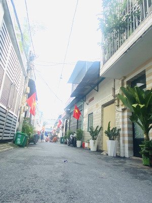 nhà mới đẹp 2 tầng đúc, 1/ bưng ông thoàn, 94m (5x20), chỉ7.5 tỷ, tăng nhơn phú b, q9