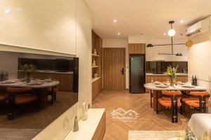 bán gấp căn 2 phòng ngủ, tầng cao, mua là lời. hỗ trợ vay đến 70% tại căn hộ masteri đà nẵng