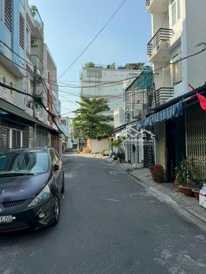 bán nhà riêng tại vườn lài, 8,2 tỷ, 70m2, 2pn, 2wc, 2 tầng