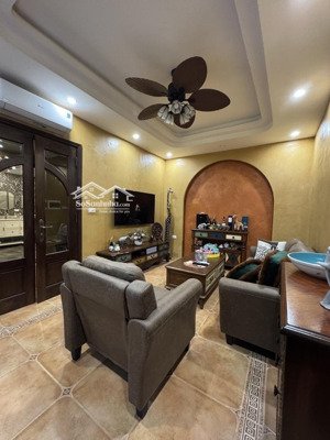 bán nhà phố nguyễn ngọc nại 43m2 ngõ rộng vị trí đắc địa