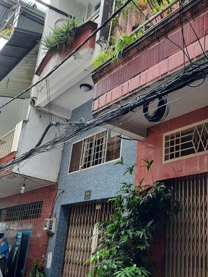 bán nr 30m2 tại tô hiến thành, 6 tỷ, 3pn, 1wc siêu hot uy tín