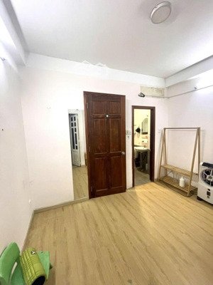 giảm 1 tỷ bán nhà đường nguyễn trãi, p. nguyễn cư trinh, q1