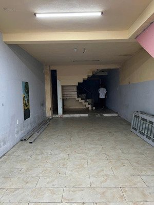 cần chuyển nhượng nhà nghỉ đang kinh doanh tốt tại mễ trì, hà nội