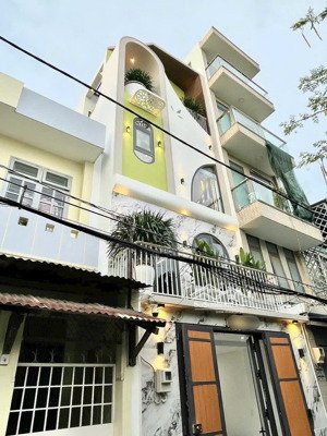 siêu phẩm nhà đẹp 4 tấm hẻm xe hơi full nội thất cao cấp - chỉ 7.68 tỷ bớt lộc