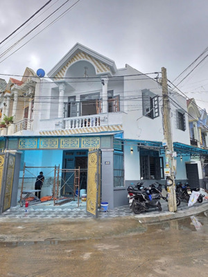chủ hạ giá 300tr bán căn nhà góc 2 mặt tiền đẹp giá rẻ hơn xung quanh hàng xóm