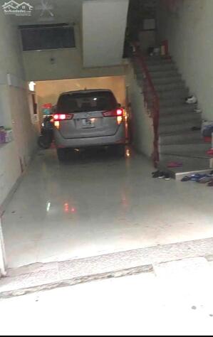 Cho thuê nhà 4 tầng ngõ Đông Khê thông Lê Hồng Phong oto ngủ trong nhà ngõ to oto đỗ cửa 24/24