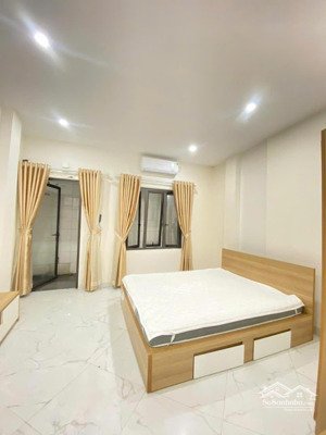 căn hộ 1 khách 1 ngủ 45m2 full đồ có máy giặt riêng khu đống đa