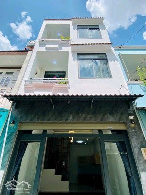 tôi bán nhà đường phạm văn hai-tân bình. gần công viên thỏ trắng. giá 3tỷ160/70,38m2. cho thuê 21tr