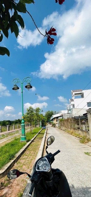 bán đất cực đẹp , hem xe hoi, đuong le văn luong, nhà bè, chỉ 34 tr một met, gần 3 trường đại học.