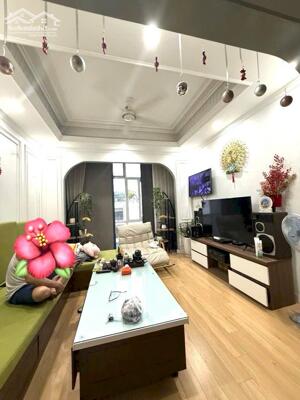 BÁN NHANH CĂN HỘ 95M2 TẦNG TRUNG CHUNG CƯ LICOGI12 ĐẠI TỪ, SỔ ĐẸP