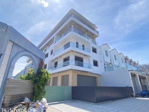 cho thuê cặp nhà góc hai mặt tiền đường 3/2 và nam kì khởi nghĩa (đối diện bệnh viện tỉnh), rg, kg