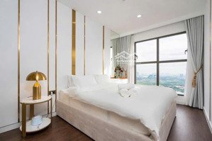 siêu phẩm saigon royal 2p2w 88m2 view sông bạch đằng+bitexco giá chỉ 28tr nt sang xịn lh 