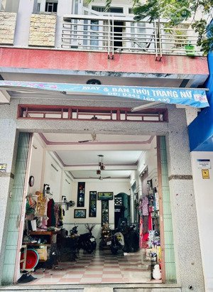 cho thuê nhà mặt phố trần hưng đạo, 200m2, giá thỏa thuận, hải cảng, quy nhơn, bình định