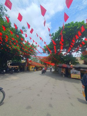 bán nhà tân triều madaz oto đỗ cạnh cửa