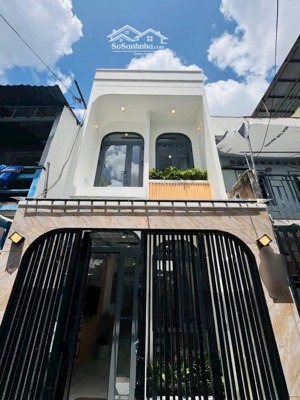bán gấp nhà 64m2/2tỷ85 nguyễn văn hưởng p thảo điền quận 2-gần cao đẳng hàng hải-trường quốc tế bis