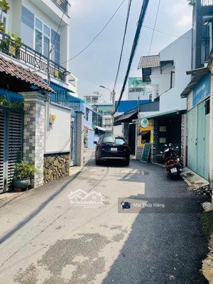 ngay đh cảnh sát ,hxh thông - 150m2 ngang 8 vuông vức giá 10.5 tỷ tl