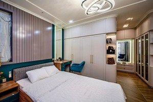 tôi cần bán gấp nhà mặt tiền lý thường kiệt quận 10, ngang 12m, 4 tầng, mua siêu lời