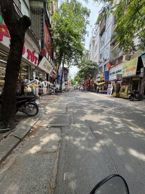 bán nhà mặt phố doãn kế thiện, 24,4 tỷ, 65,2m2, phong thủy tốt, lô góc kinh doanh siêu víp.