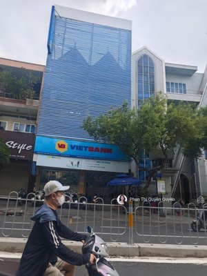 tòa nhà khan hiếm sư vạn hạnh, q10 - dt: 11 x 20m - hầm 7 tầng - hđt: 300 triệu - 75 tỷ hạ về 65 tỷ