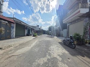 nhà cấp 4 an phú, thuận an 98m giá 2tỷ690
