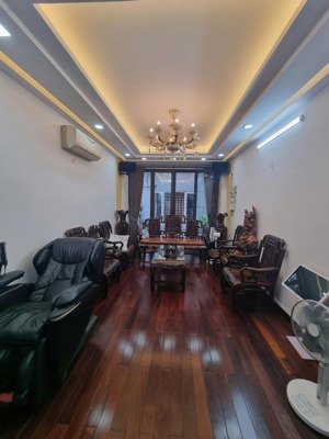 cần bán nhà siêu đẹp phố thái thịnh, 7 tầng thang máy - kinh doanh đỉnh - 50m2 chỉ 21tỷ