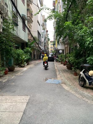 siêu phẩm phân lô vỉa hè ô tô tránh- kinh doanh- thông số kim cương- hàng hiếm có trong khu vực- sẽ