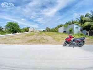 Nền thổ cư _dt 143,8 m2 đường Liên ấp 4M, KCN Thuận đạo, SHR - giá 1 tỷ 300