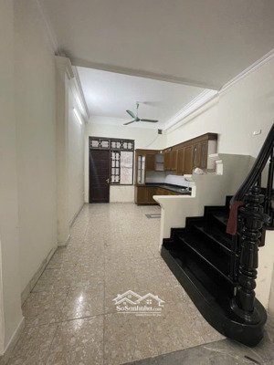 bán nhà riêng mỹ đình giá tốt, ô tô đỗ cửa, hai thoáng, kinh doanh, dân xây 61m2 giá nhỉnh 14 tỷ