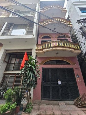 ngõ 332 hoàng công cất phường phú diễn.phân lô oto tránh nhau