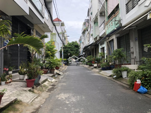 nhà 2 mặt tiền, đường nhựa 6m thông, kdc bình phú 2 - quận 6, 3 tầng, 4x10m, nhỉnh 7 tỷ.