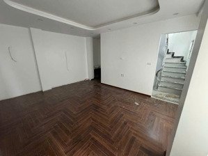 bán nhà mới phố minh khai 6 tầng thang máy, full nội thất sang trọng, 40m2 mt 6m chỉ nhỉnh 10tỷ