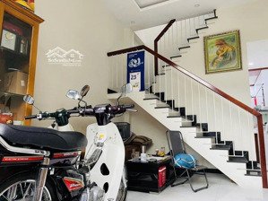 hẻm xe hơi thông, thống nhất, p16 nhà 2 tầng dt: 40m2 giá: 4 tỷ 95
