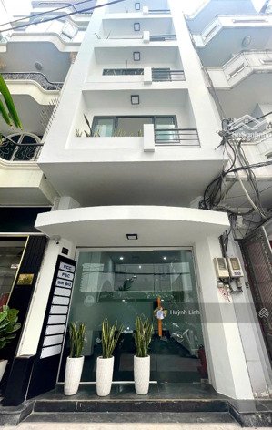 cho thuê nhà mặt tiền khu phố nhật, lê thánh tôn, p. bến nghé, q1 ( có thang máy )