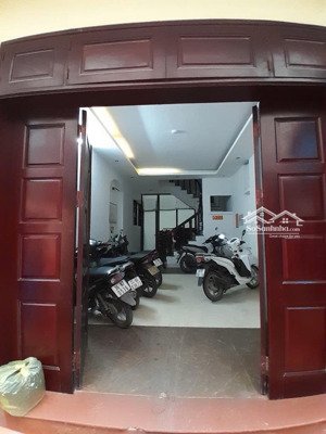 bán nhà giáp bát, trung tâm hoàng mai 70m2 6 tầng gần oto