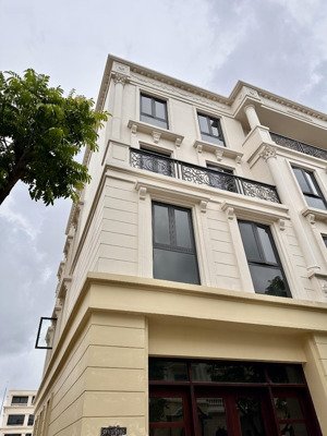 biệt thự liền kề vườn riêng, xẻ khe mặt tiền rộng khu đảo vua vũ yên