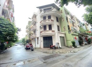 lô góc văn quán - 3 mặt thoáng - vỉa hè rộng - kinh doanh- chủ nợ bank cần bán gấp - giá chỉ 2x tỷ