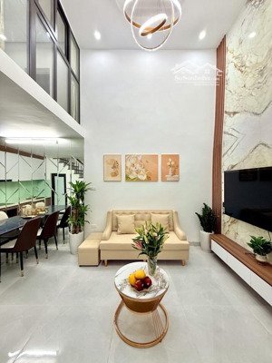 nhà đẹp đống đa - 84 thịnh quang 4 tầng, 2 thoáng ở ngay_ nhỉnh 5.6 tỷ