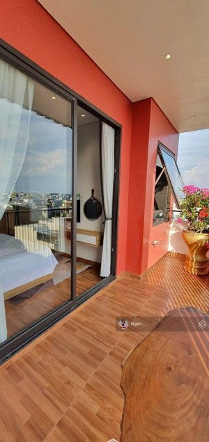 căn hộ cách 5m ra đường võ như hưng_cạnh hoài thanh_kề sông cạnh biển_dòng tiền gần 100tr/tháng