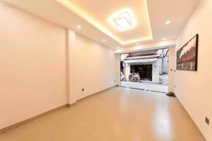 bán nhà 6 tầng đội cấn - ba đình 38m2, ngõ thông, gần phố, tháng máy, ở ngay