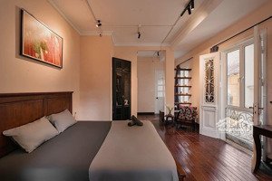 bán biệt thự sân vườn tại xuân la, tây hồ. 120m,4 tầng,mt 7.2m. giá 36,5 tỉ.