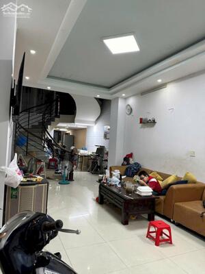 Giá chỉ 6 tỷ. Bán gấp nhà 1T3L mặt tiền đường chính N4 kdc Bửu Long. 4,2x20m. SHR