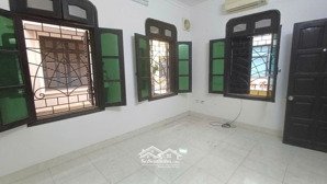 cho thuê liền kề kdt bắc linh đàm gần vd3 hoàng mai. diện tích 75m2x4 tầng.4 ngủ.3 wc. nội thất c