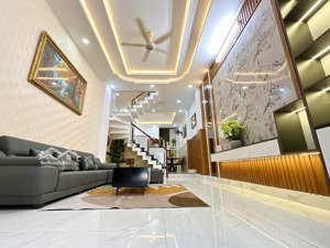 nhà shr 64m2 4 tầng 4pn5wc có gara oto, kế bên chợ minh phát, đồng bộ an ninh, hxh thông