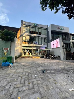 hót - mt nguyễn đình chiểu quận 1 - dt 10 x 28m - cn 280m2 - 3 tầng - hđt 350 triệu - giá 100 tỷ