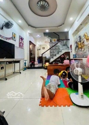 huỳnh tấn phát hẻm xe hơi 3 tầng đẹp -- 70m - 4 pn
nở hậu tài lộc - sát phú mỹ hưng