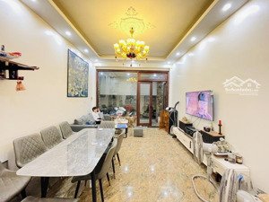 nhà đẹp ở ngay, sổ vuông 52m2, 4 tầng, nhỉnh 9 tỷ.